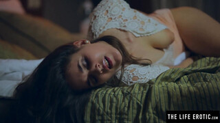 Puffy nippled milf masturbating really hard