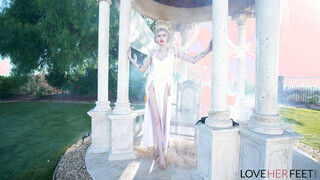 Goddess Kyaa Chimera Show Off  Her Hot Feet