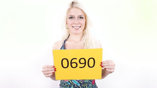 CZECH CASTING - SANDRA (0690)
