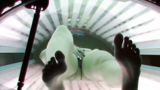 Amazing Pierced & Tattoed Babe Solarium VOYEUR