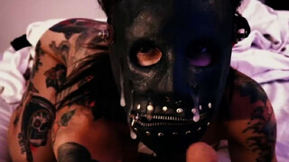 Joanna begs Small Hands to hammer her muff