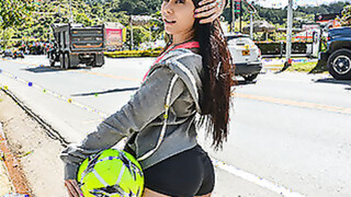 OYE LOCA Goal! - Kimberly Rey