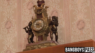 Tattooed muscle dude bareback pounding sensual twink after BJ