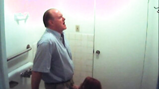 Office meat tart sucks off the boss man