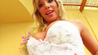 Perfect tits blonde cutie cums & creams