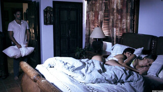 Daddy wanted her really bad. He got his way into her muff - Brooklyn Gray