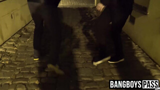 Huge dick jock fucks smooth bottoms curvy booty bareback