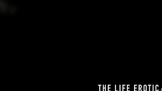 Gorgeous brunette Lexi Dona uses a vibrator