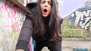 Euro babe will do anything & everything for money