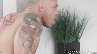 Tristan Brazer uses every inch of his shaft to take down Tristan Hunter