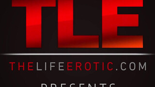 Sensual pussy licking with Nesty A & Alexis Brill