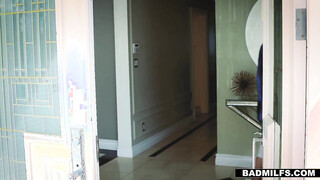 Jungle fever with sexy ebony babes Jasmyne & Mya