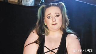 RevealMe  BUXXOM BABE SMOKING, FIRE PLAY, & WAX DRIP FETISH