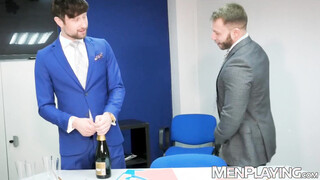 Bottom Drew Dixon is DPed by Diego Reyes & Sir Peter