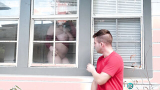 Nyx Monroe: The Sexy Body Babe & The Peeping Tom