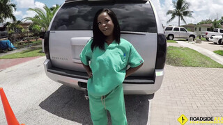 Roadside XXX - Black Babe bangs her mechanic so he will fix her car asap