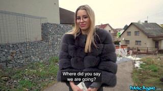 Satisfying babe is waiting for her friend but fucks me instead! - Lucky Bee