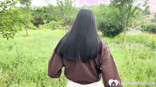 Met This Stunning Babe In The Park & Screwed Her Wild Right In Public