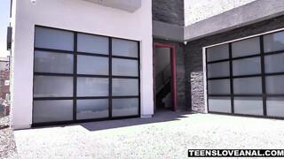 Fluffy Tail Buttplug to Prepare Isabella's Butt