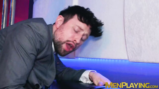 Investigating the crime scene & detectives hard rock shaft