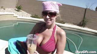 Carolyn Reese with big tits shower twat