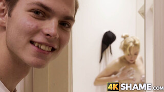 Natural tits GRANDMA gets kinky snatch play after an intense BJ