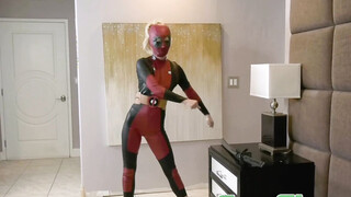 FAMILY STROKES Cosplay loving stepsister ravaged in twat & mouth