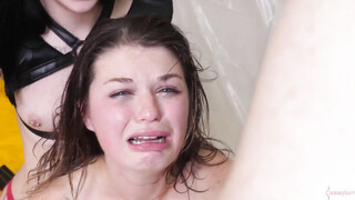 Ass Pumping slave screwed hard in threeway with domme