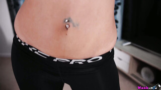 Kayleigh Davis Turns You On Showing Off Her Sexy Gym Wear