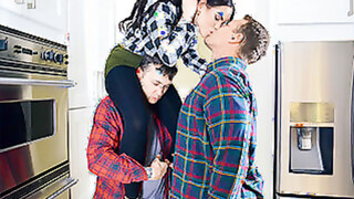 Exxxtra Small - Friend Zoned By Petite Snatch - Tory Bellamy