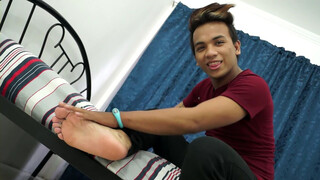 Str8 Boy Derik Foot Tease