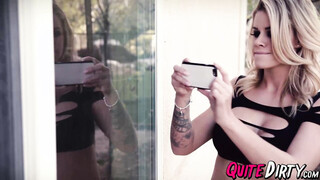 Tiny spinner Piper Perri is drilled missionary after sucking