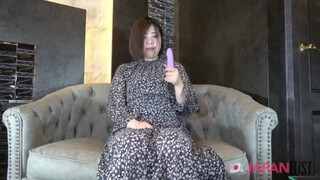 Trimmed Japanese Twat Gets a Special POV Creampie Reward