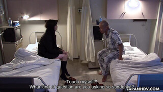 Odd Jap Babe Does Some Weird Things With A Hospital Patient But He Likes It