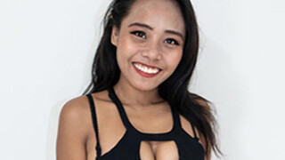 Fake titted asian escort enjoy fat shaft