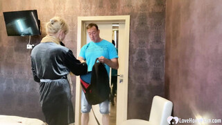 Super horny MILF getting beaver dicked hard