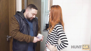 HUNT4K. Belle With Red Hair Ravaged By Stranger In Toilet In Front Of Boyfriend