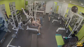 Attractive babe & her cuckold Boyfriend couldn't say no to money