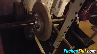 Meaty Latina babe working on those glutes