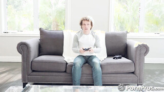 Tart-ish Step Sister distracts Noob to Lick her Snatch!