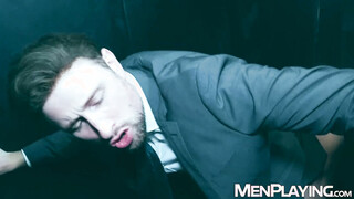 Horny Drew Dixon is bred deep at gloryhole by Muscular Leo La Rosa