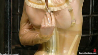 Different slaves on device bondage