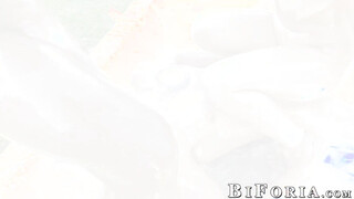 Fetish lad Dante Colle in bareback bi sex outdoor 3way