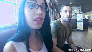 White THICKNESS Splattered w Créme Fraiche