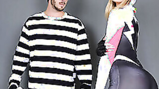 TEEN CURVES Superhero - Daisy Stone