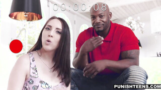 Nikey Huntsman takes retribution on her cheating Boyfriend with a huge black dick