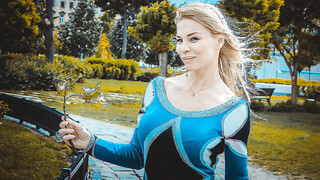 Sexy Milf gives a blowjob & is banged hard