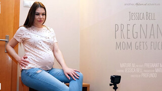Preggo stepmum Jessica Bell needs a big hard dick