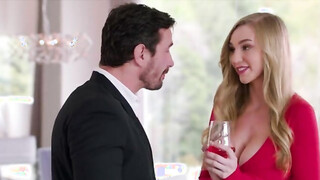 VIXEN Kendra Sunderland has sexecutive meeting with her boss