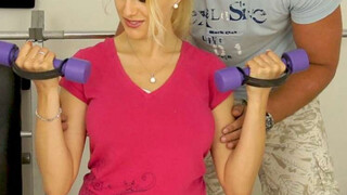 BIG BREASTED GIRL BANGED IN A GYM